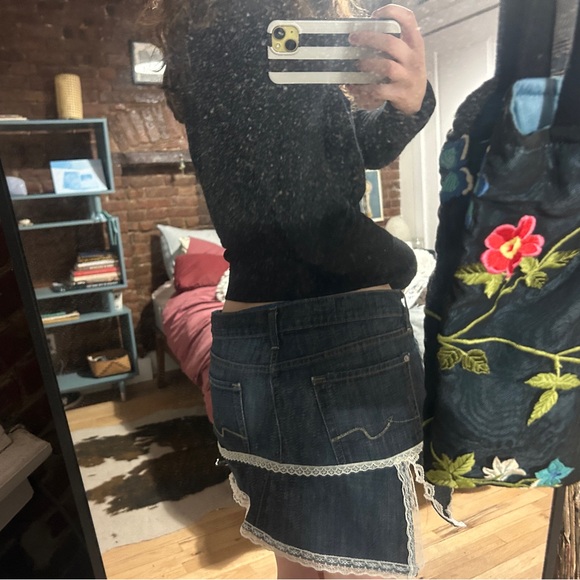 Zara Dark Blue Mini Skirt with White Lace - Picture 2 of 5